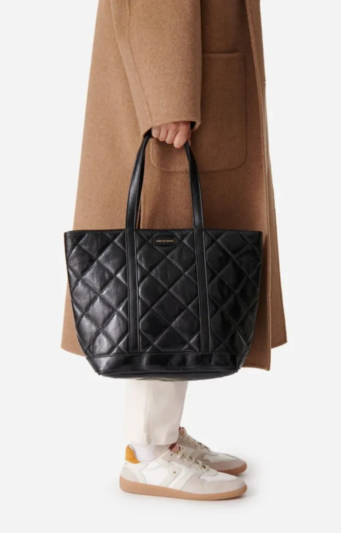 CABAS M EN CUIR MATELASSÉ NOIR