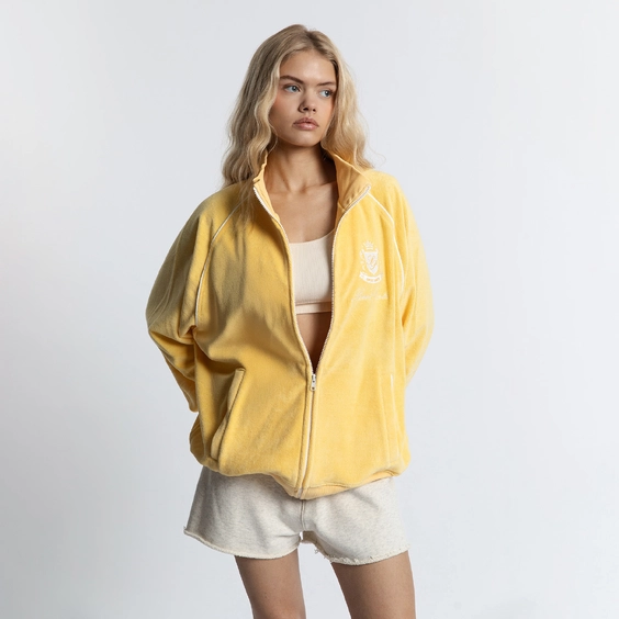 short court-m