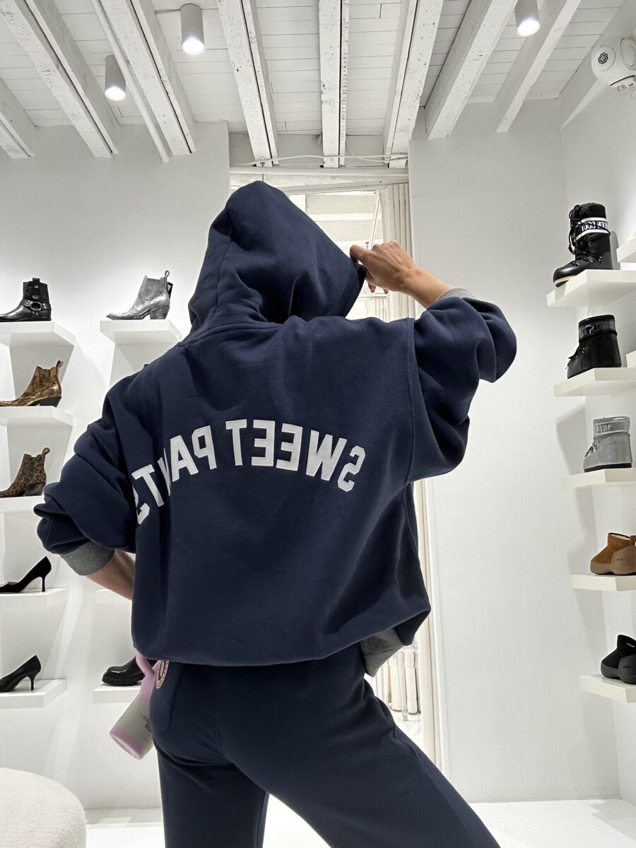Sweatshirt bleu foncé – Image 2