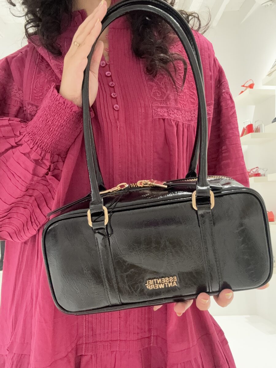 Sac baguette noir brillant
