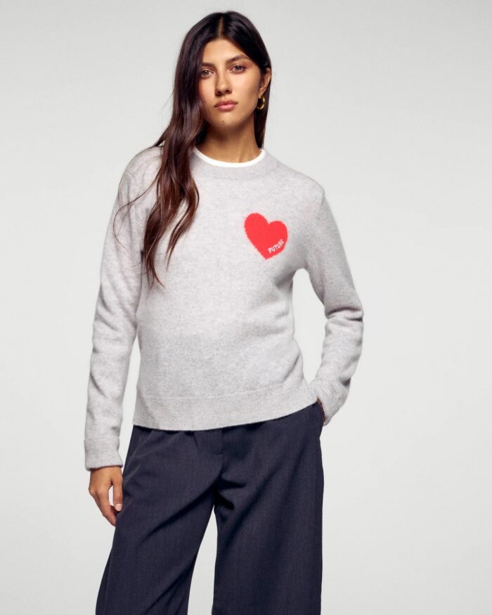 Pull col rond coeur brodé gris chiné clair
